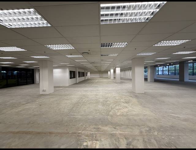 1,422.63M² RETAIL TO LET IN CAPE TOWN CITY CENTRE
